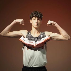 Meet your Posher, Logan